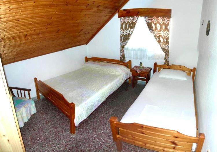 Villa Magda Vrasná Extérieur photo